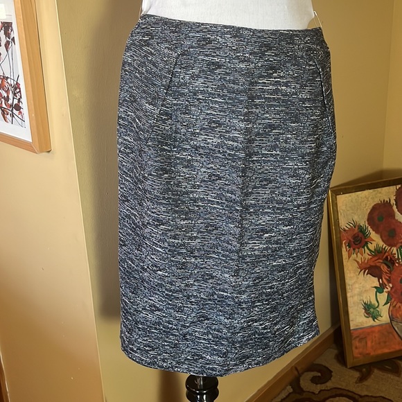 TOMMY HILFIGER Size 4 Pencil NUBBY Blue-White -Black Tweed-Look Career $148 NEW - Picture 6 of 16